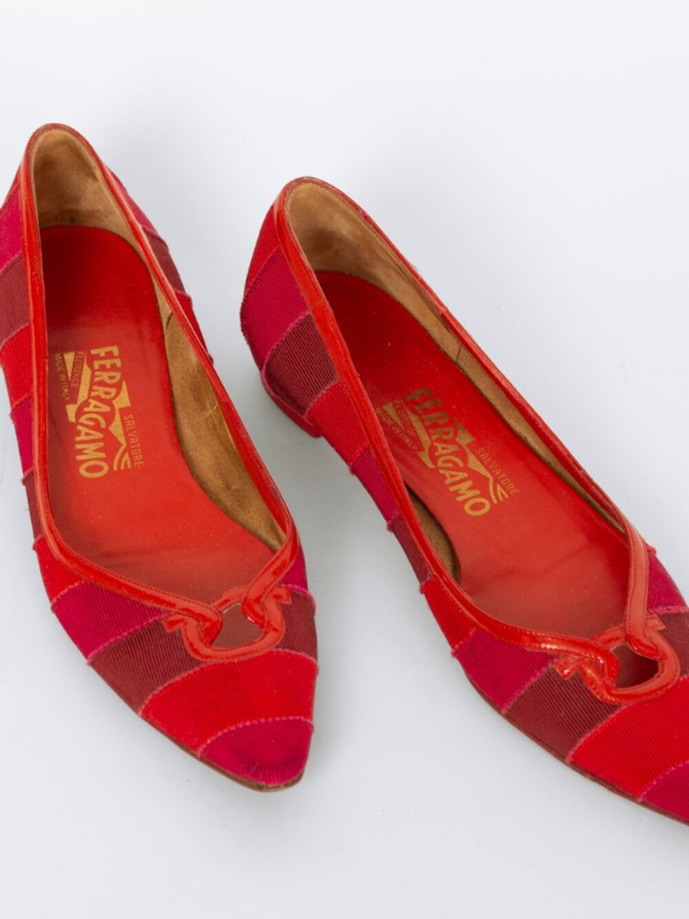 Vintage Ferragamo Red Ribbon Striped Flats - Size 5.5 - Picture 5 of 7